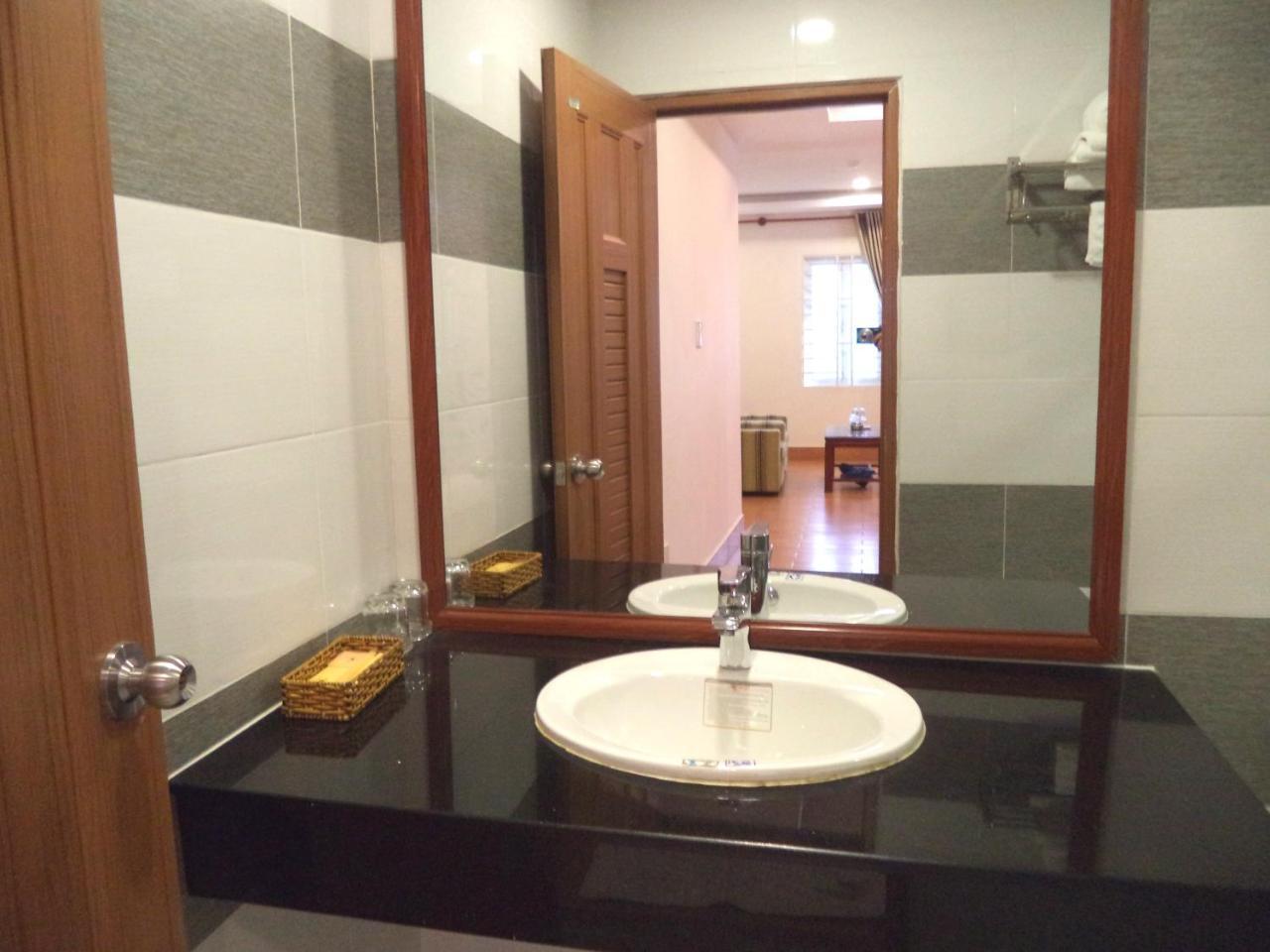 Golf Star Hotel Ho Şi Min Dış mekan fotoğraf